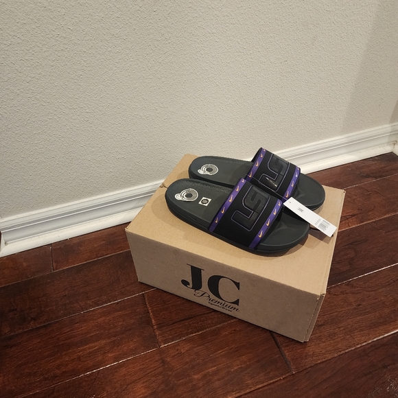 Women's Nike Offcourt (LSU) Slides - Picture 6 of 11